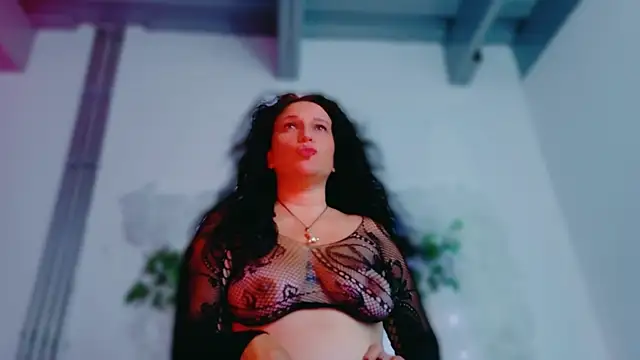 dalia_milf_co webcam