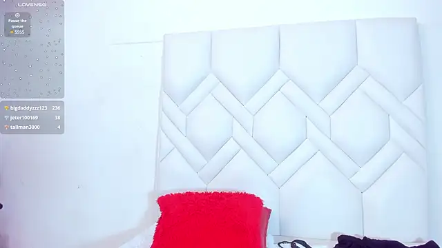 Cleopatra_Trans webcam