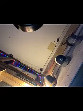 Twist_N_Tease webcam