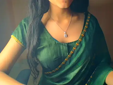 Chandani-Love webcam