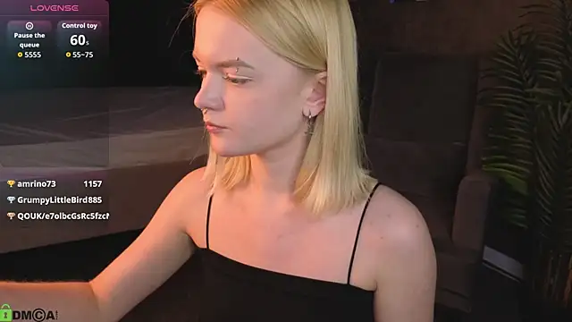 Carrie_Foster webcam