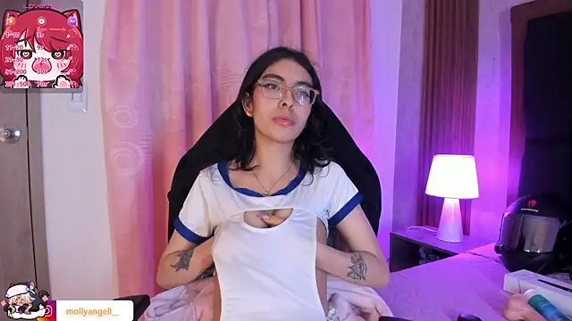 Molly_A webcam