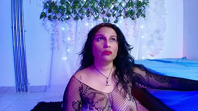 dalia_milf_co webcam