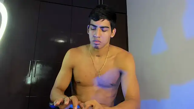 Milo_LatinBoy webcam
