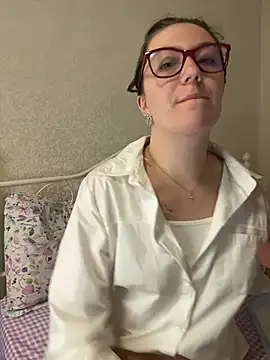 BeatriceTender webcam