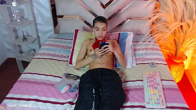Jonesliam23 webcam