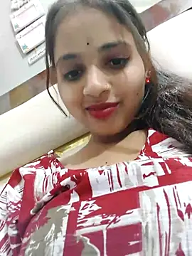 Naina11100 webcam