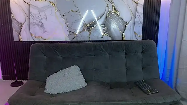 naughtty_doll webcam