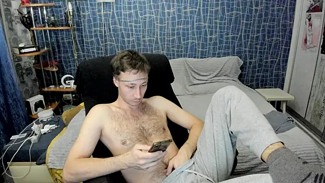 CuteBoy228 webcam