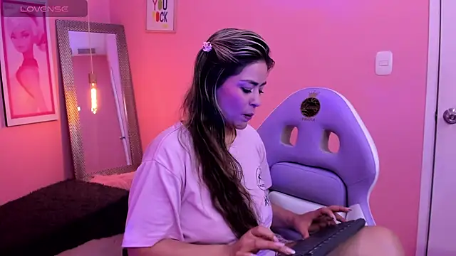 Ivonne_pier_x webcam