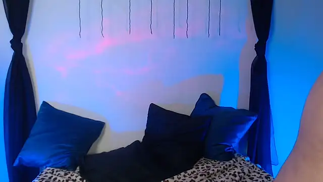 Agatha_Tenebris webcam