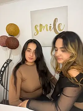 Antonella_Julieta live sex cam