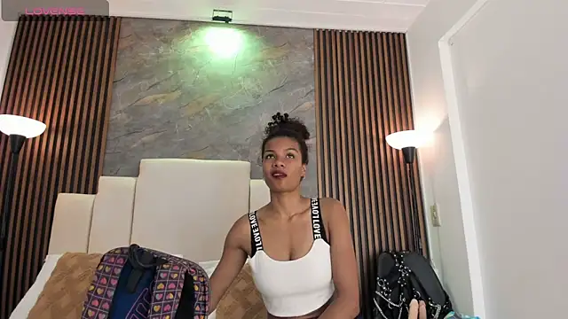 catiusca_reyes_03 webcam