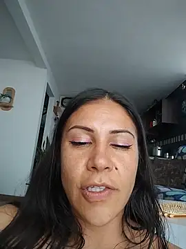 KittyHoleshot87 webcam