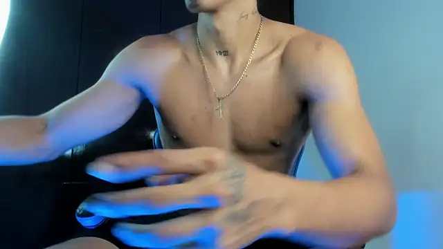 Milo_LatinBoy webcam