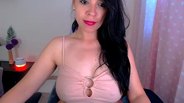 LATINGODDESS_X webcam