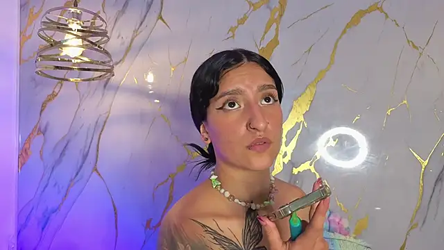 scaarlettfox - Scaarlettfox's free webcam - UK Sex Cams