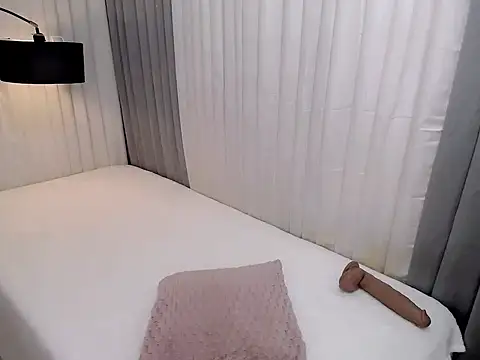 Xhugejerkingtrans webcam