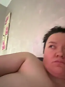 SunnyLeila2101 webcam