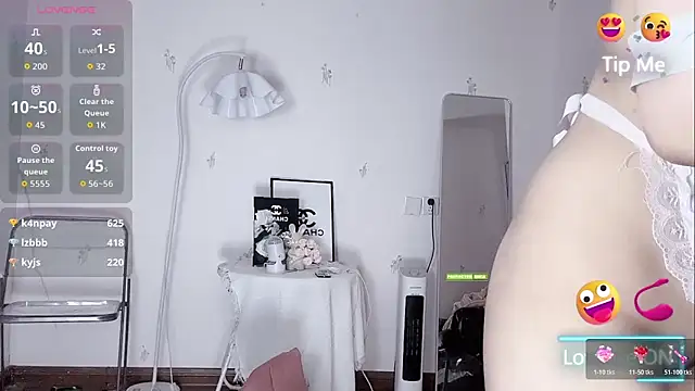 美女momo-5952在线直播