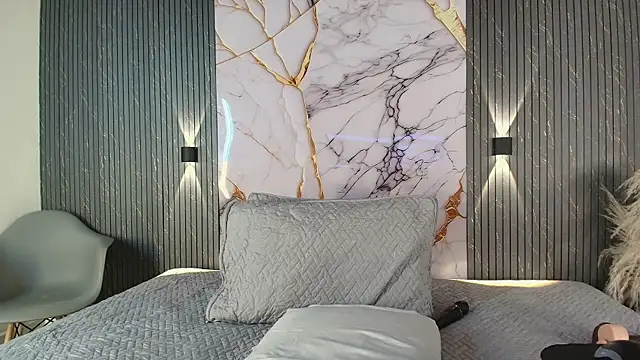 big_tits_in_your_face webcam