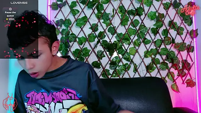 prince_apolo - Prince_Apolo's free webcam - UK Sex Cams