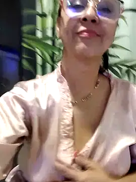 Amadamilf1980 webcam