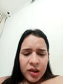 Julieth_hot-69 webcam