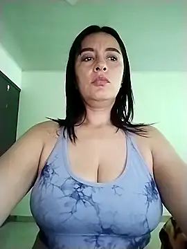 Webcam Model (hailey85)  is live.Free join now!