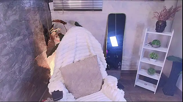 zoee_kiss_ - Zoee_Kiss_'s free webcam - UK Sex Cams