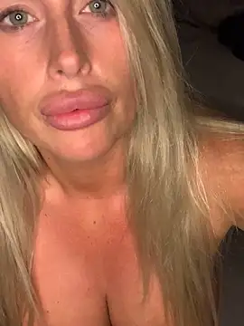 ArabellaJames webcam