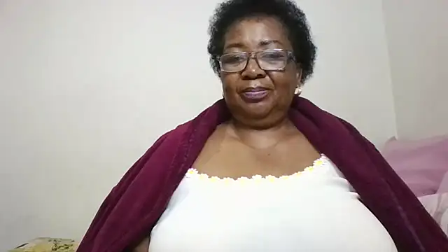 KinkyRicoSaisyours webcam