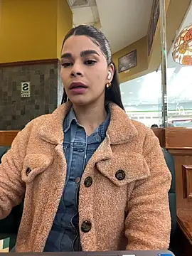 leah_honey26 - Leah_Honey26's free webcam - UK Sex Cams