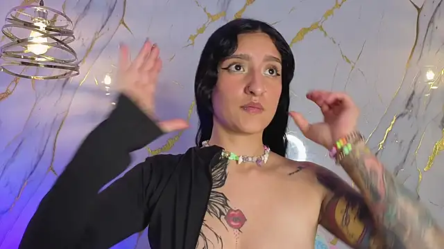 scaarlettfox - Scaarlettfox's free webcam - UK Sex Cams