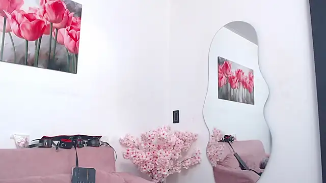 pinky_f00x - Pinky_f00x's free webcam - UK Sex Cams