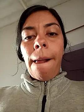 SharonDustLove webcam