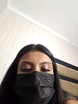 TemptingMiss_Daisy webcam