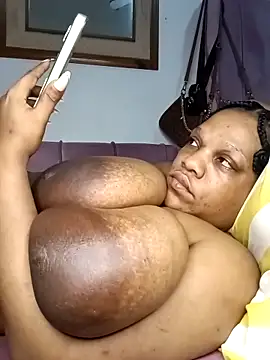 HappygalTheQueen webcam