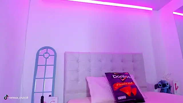 Vanessa_cruz_18 webcam