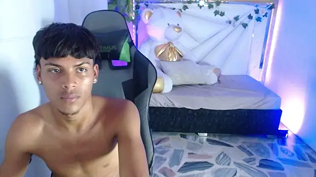 angel_foxc_ - Angel_foxc_'s free webcam - UK Sex Cams