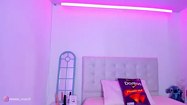 Vanessa_cruz_18 webcam