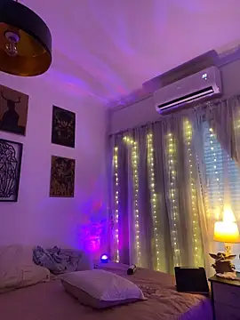 Tallulah_Kinky webcam