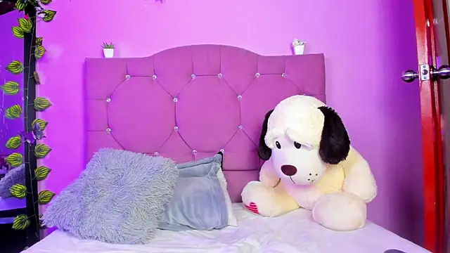 artemis_jones webcam