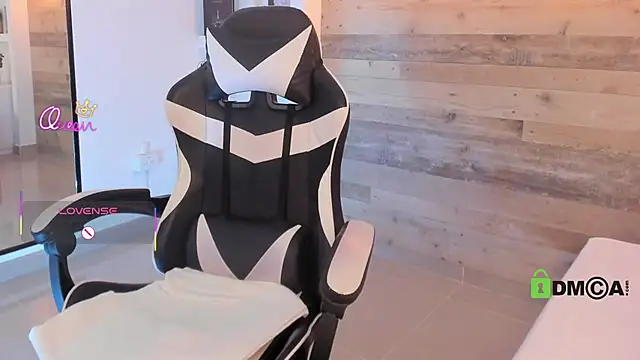 candy_summer28 webcam