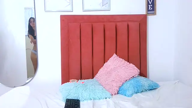 Sophie_and_andress webcam