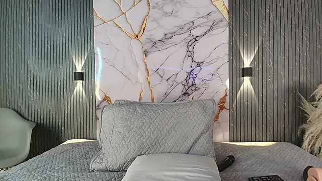 big_tits_in_your_face webcam