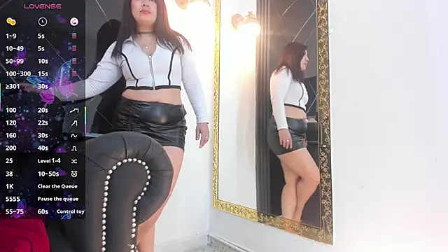 VickyJohnson1 webcam