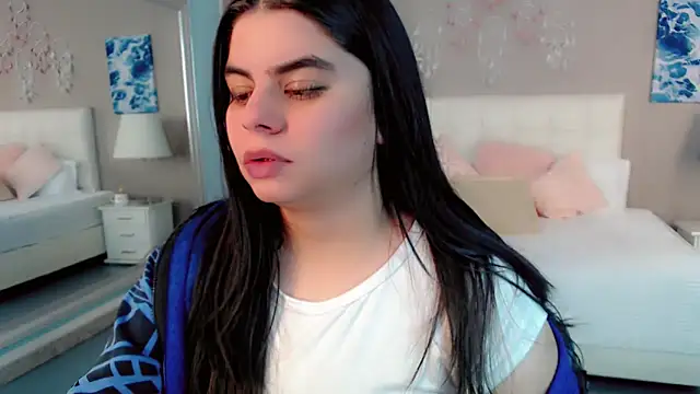 _Maddison_Ivanova_ webcam