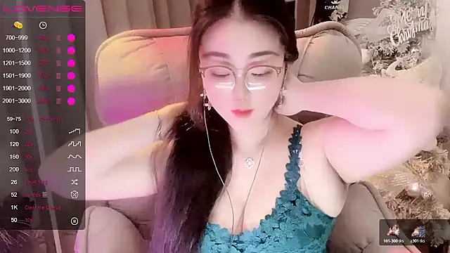 Monica-666888- webcam