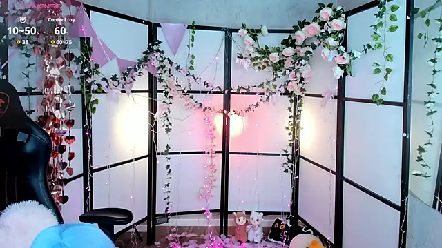 aluwemeow - AluweMeow's free webcam